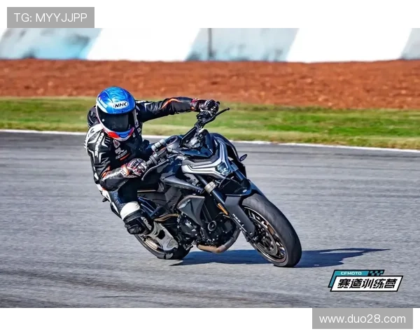 赛季精彩回顾：MotoGP顶级车手激战赛道再创纪录